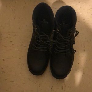 Black shoes boots slip resistant shoes